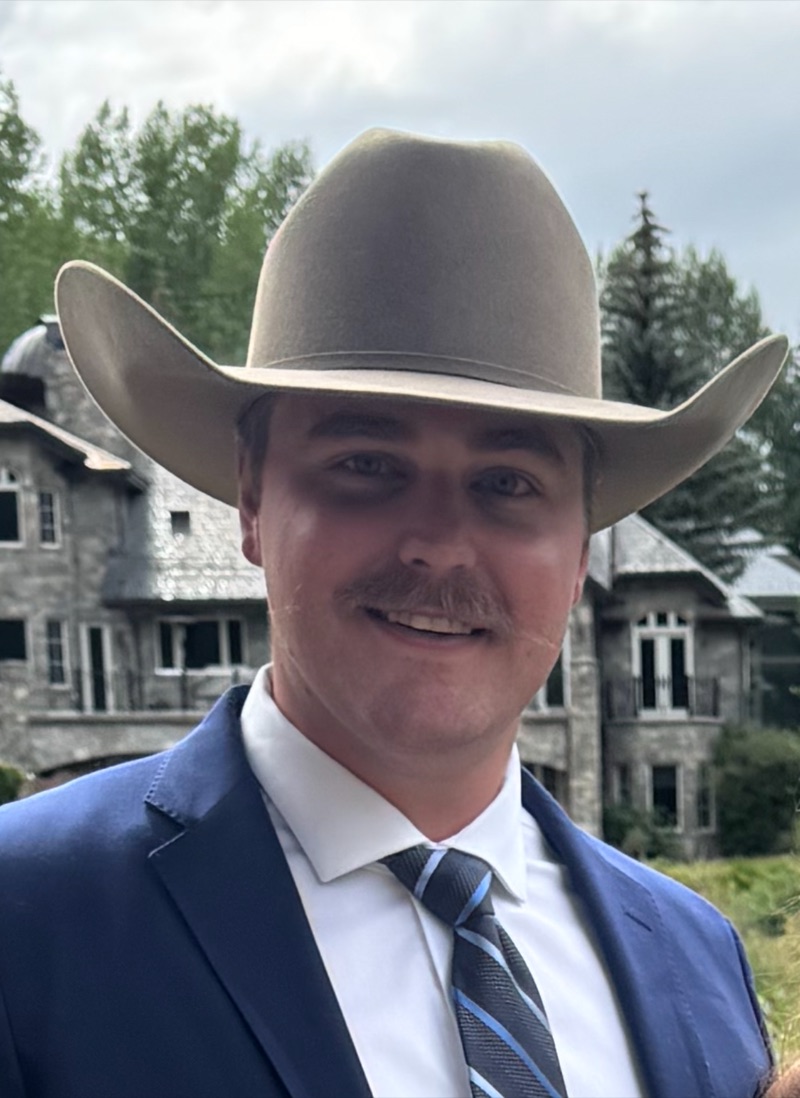 Noah Davison, founder of iNoah Guy LLC